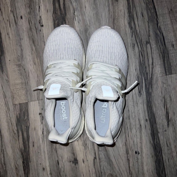 Adidas UltraBoost 3.0 J ‘Triple White’ - US Y 5 - Picture 3 of 7